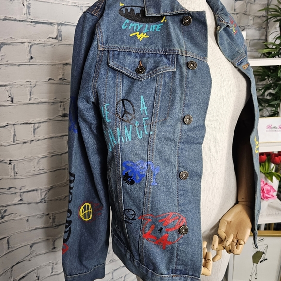 Graffiti Denim Jacket NWT - Picture 4 of 11